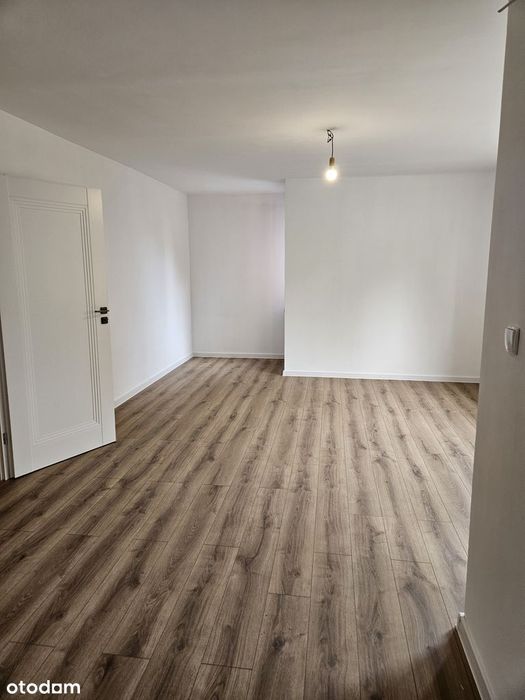 Mieszkanie 3pokoje 60m 1 piętro ul. Czarnieckiego + garaż