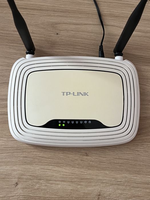 Роутер TP link WR841N
