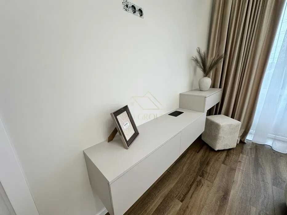 Продаж ОСОБНЯКА з якісним Авторським РЕМОНТОМ на початку Крихівців!