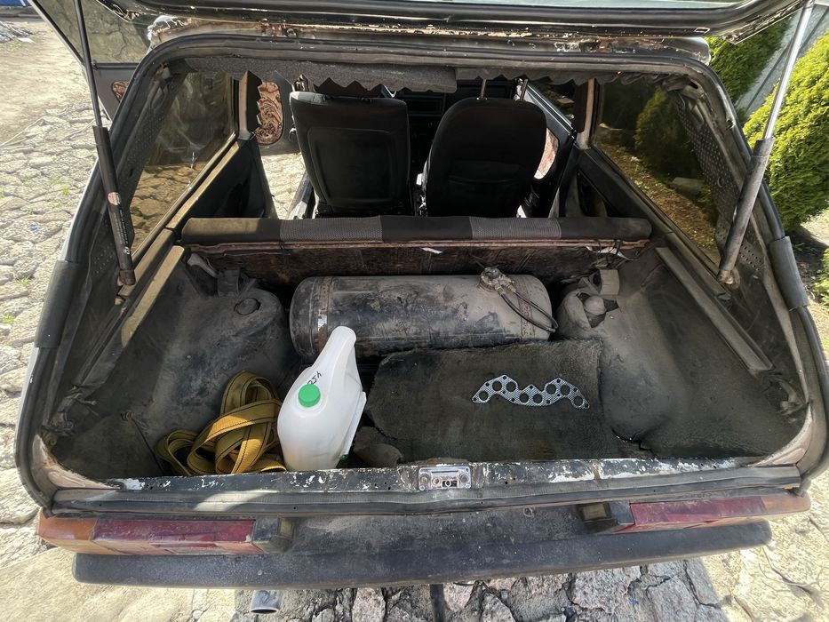 Поодам заз 1102"таврия"