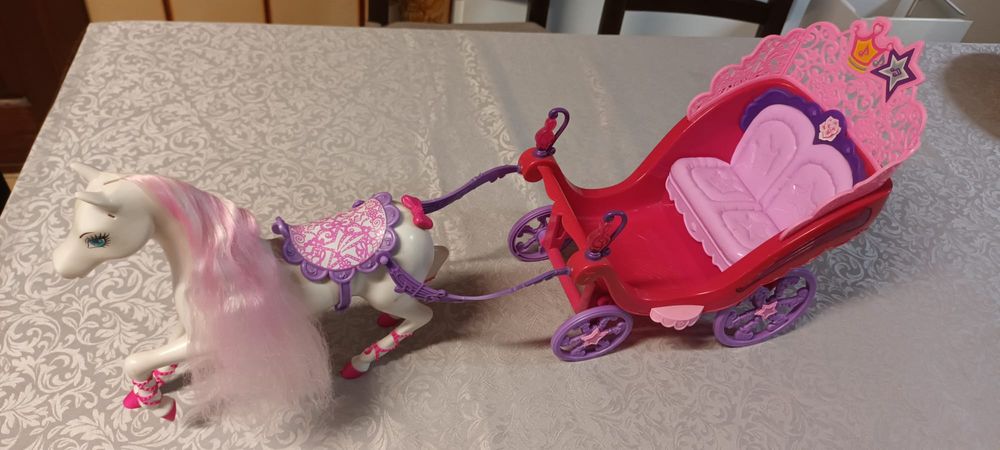 Carruagem da Barbie - Completamente Nova