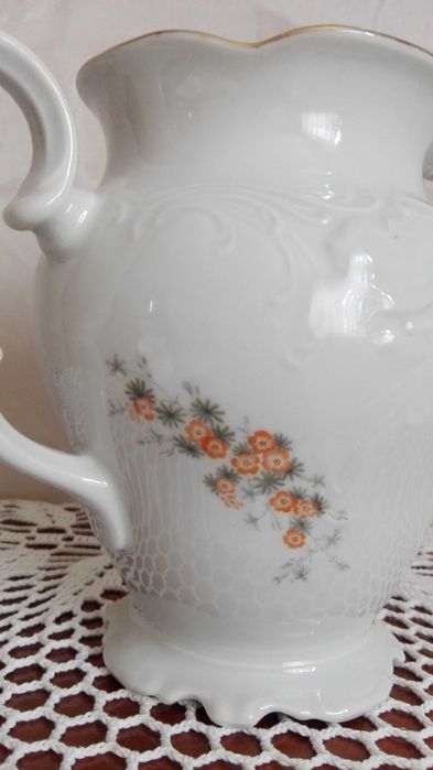 Dzbanek, porcelana Wawel