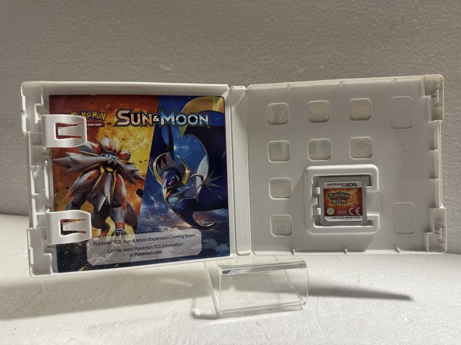 Jogo Nintendo 3DS Pokémon Sun