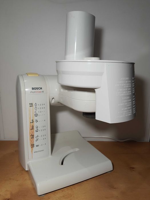 Кухонный комбайн  BOSCH  MUM 4655  ( аксессуары и комплектующие ).