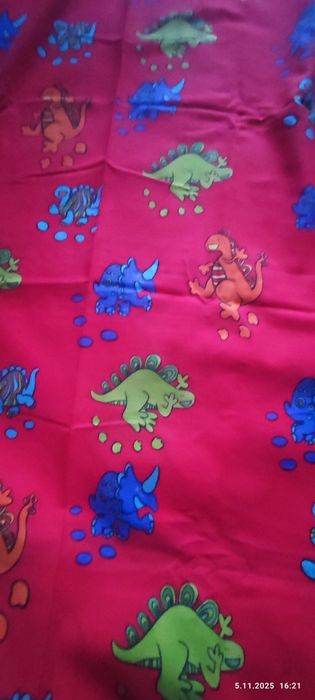 Pościel dla dziecka z dinozaurami 140