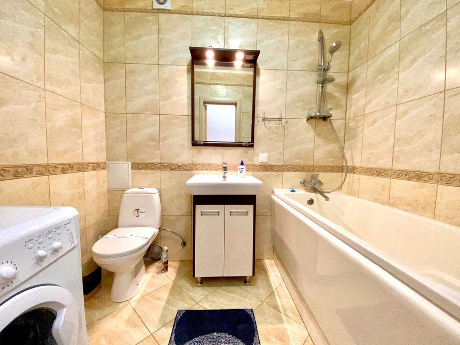 ApartPoltavа 2 ОКРЕМІ кімнати, НОВОБУДОВА, СВІТЛО ЗАВЖДИ, подобово