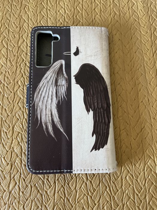 Etui zamykane na telefon Samsung S21 - nowe