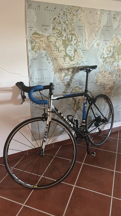 Vendo bicicleta Trek de estrada