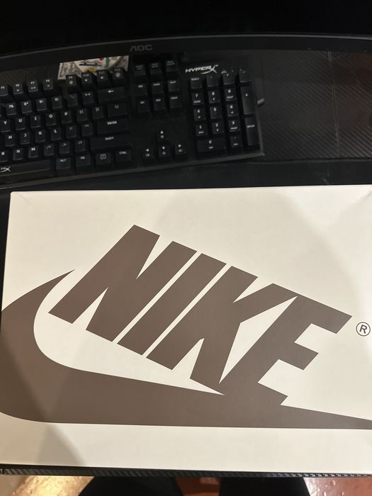 Travis scott velvet brown Completamente novas