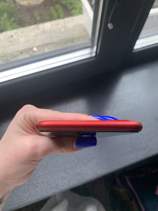 iPhone 8 Plus/ Ped 64gb