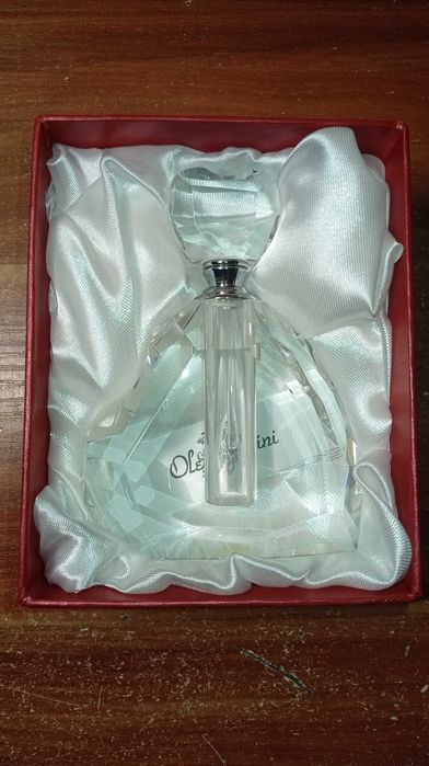 Новий Американський Набір Кришталевих Пляшок для Парфумів Oleg Cassini