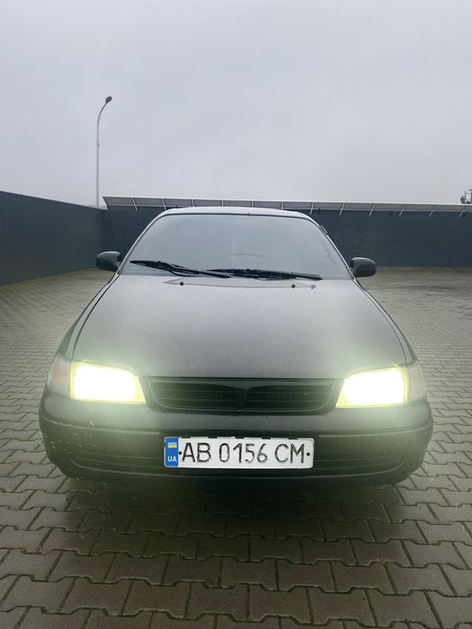 Тойота Каріна 1.6