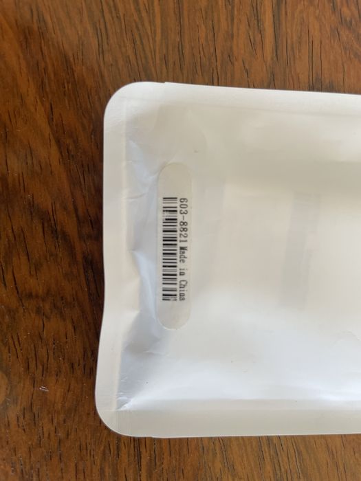 Controle remoto Apple infra vermelho ( modelo na foto ), novo selado