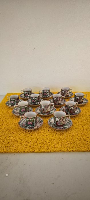 Conjunto de chá de porcelana