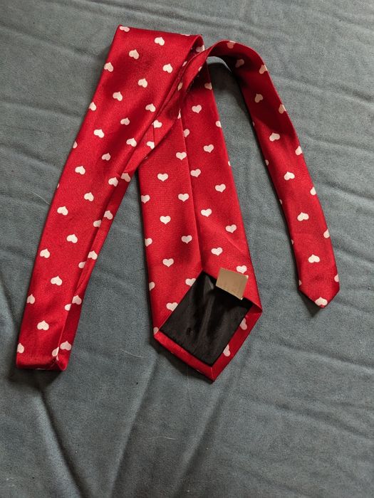 Krawat w serca - idealny na Walentynki lub jako prezent!