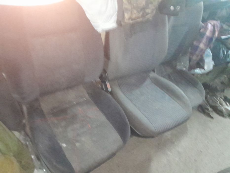 Сідушки передні Opel