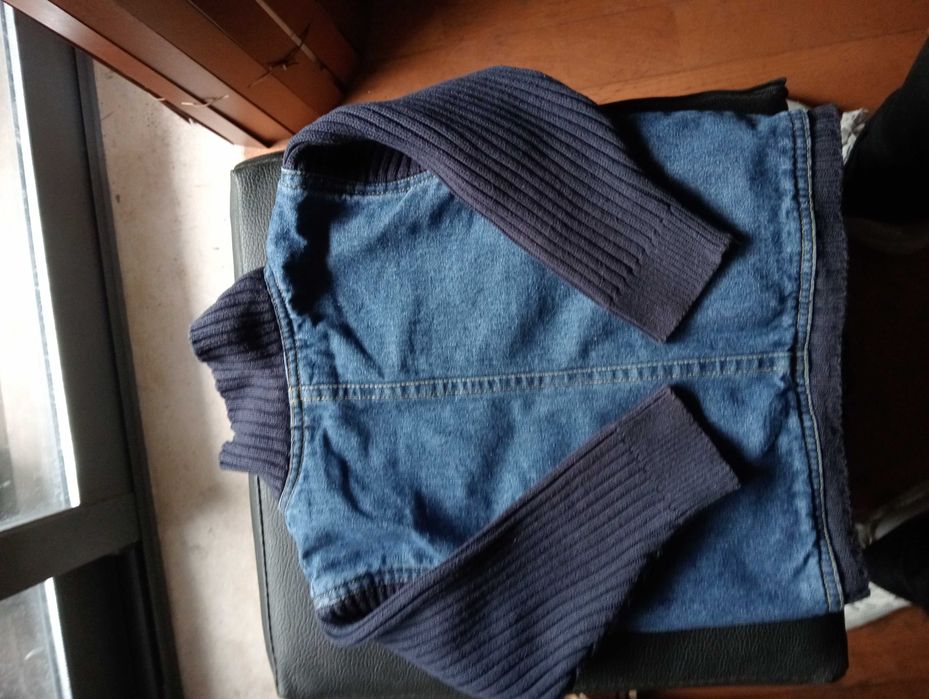 Casaco de malha e ganga criança