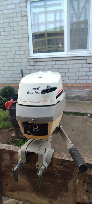 Лодочний мотор двигун Johnson Evinrude 4