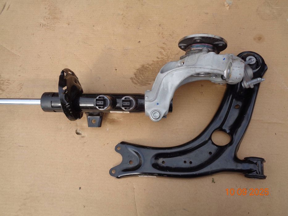 volkswagen passat b9 2025 r zwrotnica prawa 5wa407258c