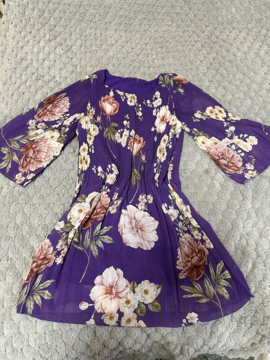 Продається сукня