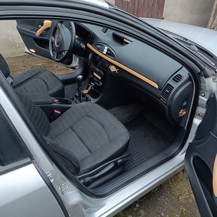Renault laguna 2 2.0 2006r LPG świąteczna okazja
