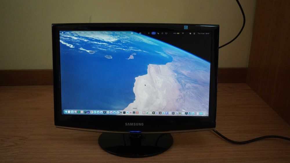 Monitor TV Samsung 19 polegadas com comando