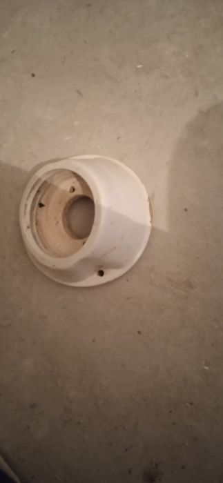 Керамический патрон и стеклянный плафон к нему