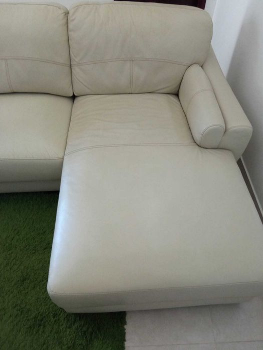 Sofá 3 Lugares com Chaise Longue