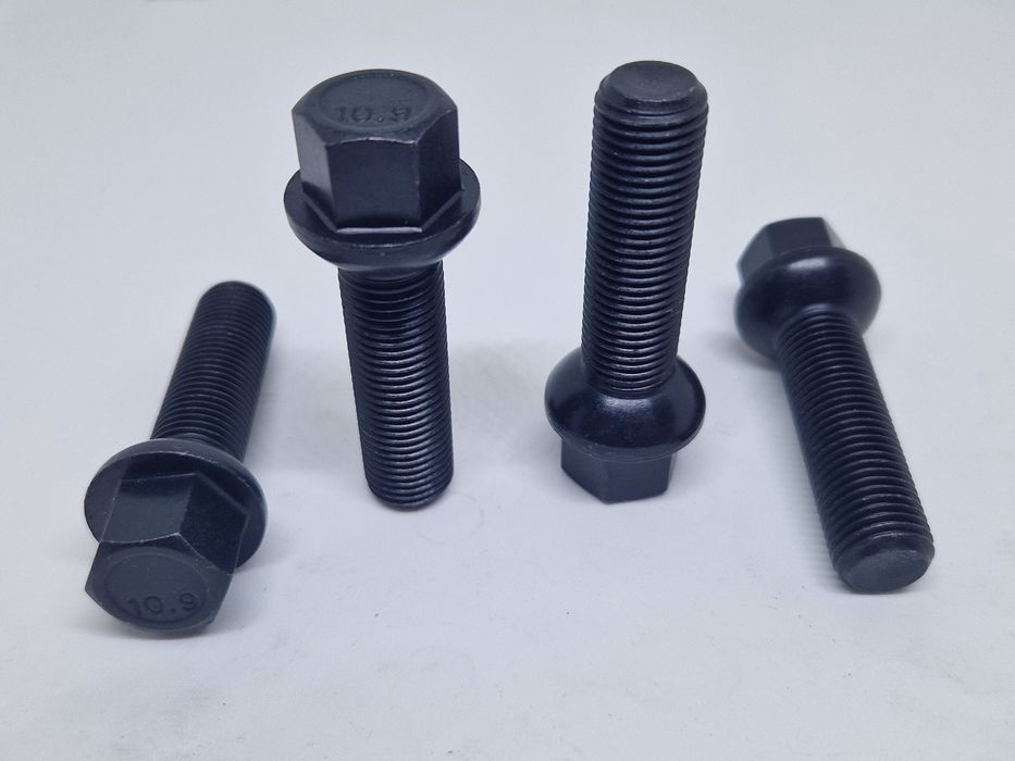 Колісні болти чорні конус/сфера Audi/BMW/Mercedes/VW черный цинк