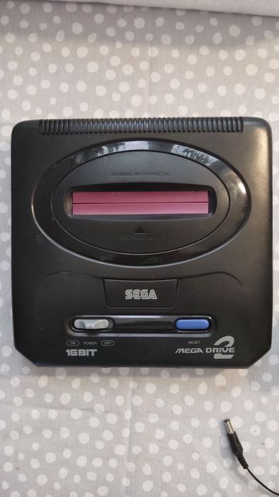 Konsola Sega Mega Drive 2 + Dodatki!