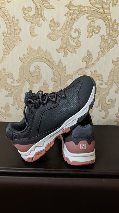 Жіночі кросівки Jack Wolfskin
