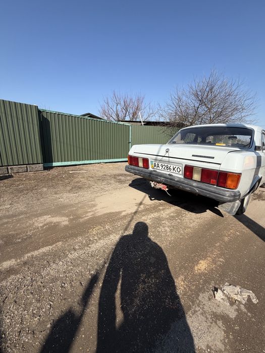 Газ -31029 легковий седан  газ волга