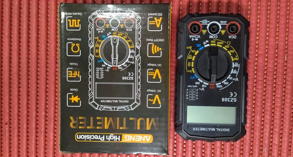 Multímetro Digital