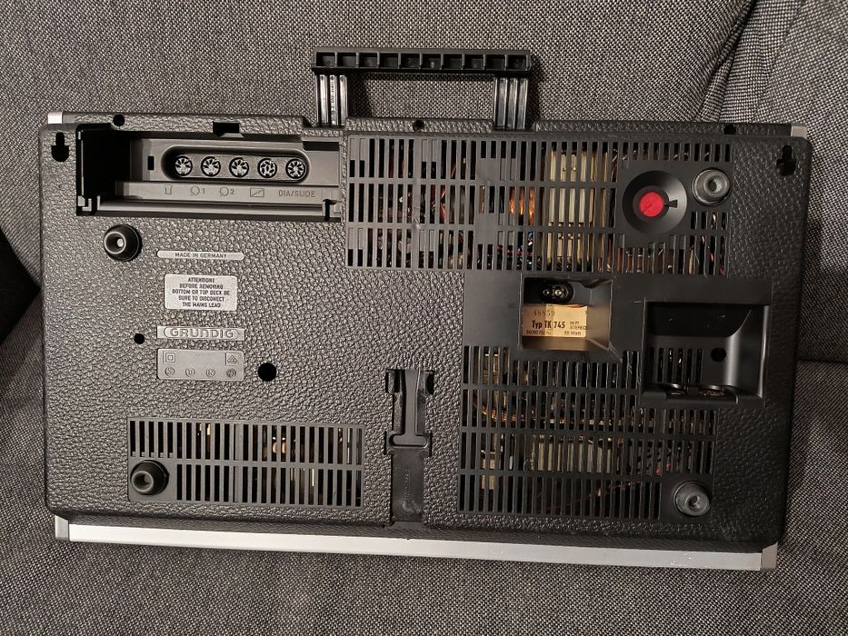 Magnetofon szpulowy Grundig TK745