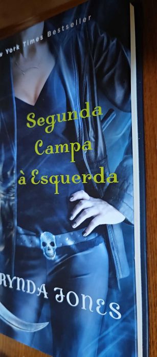 Darynda Jones, Tess gerritsen, Tami Hoag,