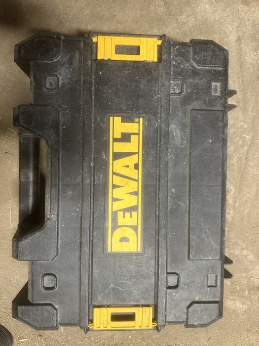 DEWALT DCE089D1R 3x360 Laser Krzyżowy + Detektor + Okulary + Aku + Ładowarka