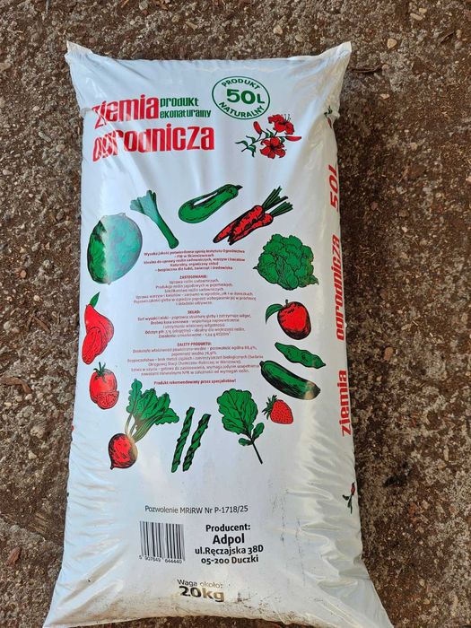 Kora Sosnowa Sortowana Ziemia Torf Podłoża