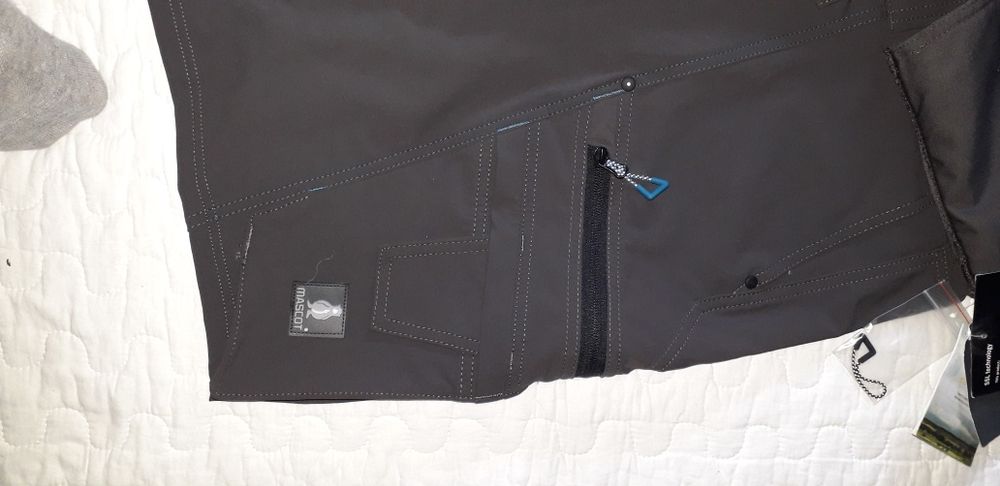 Krótkie spodnie Mascot Workwear strong  lightweight