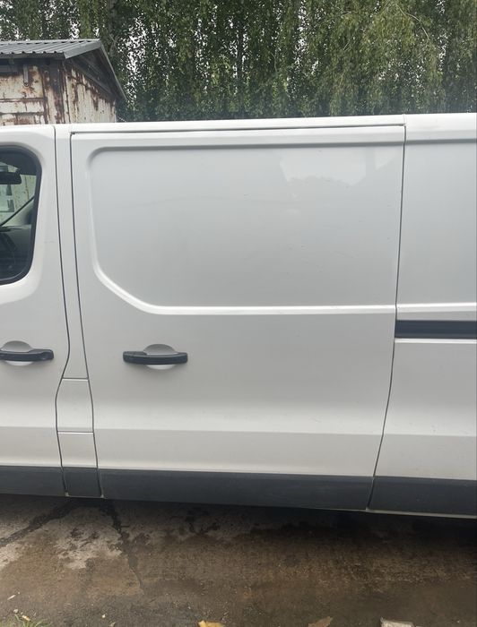 Розборка трафик виваро Разборка Opel Vivaro Крило Бампер Сидіння Двері