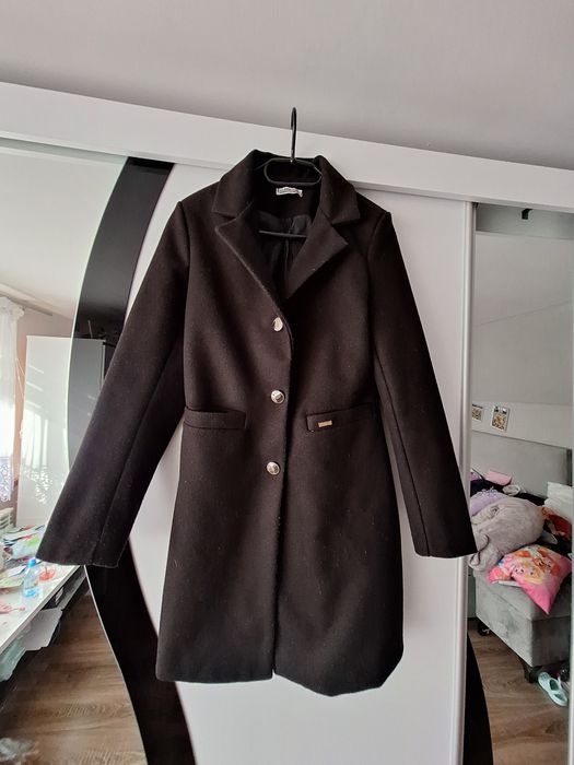 Płaszcz czarny jesienno wiosenny made in italy