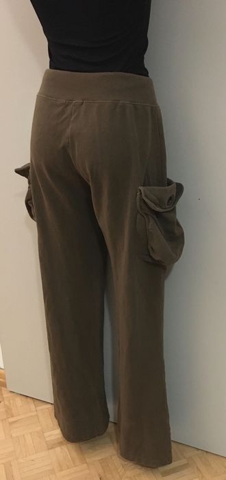 Dresowe spodnie damskie typu Military