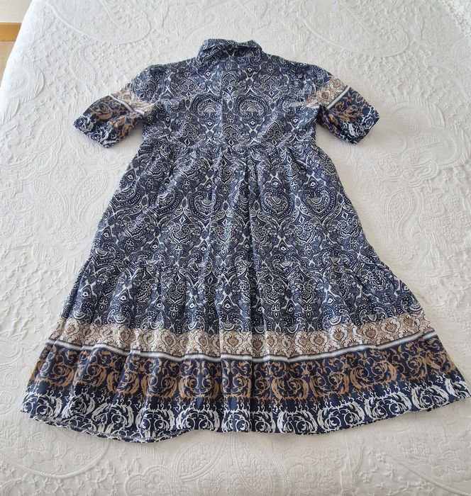 Vestido estampado manga curta, tamanho M