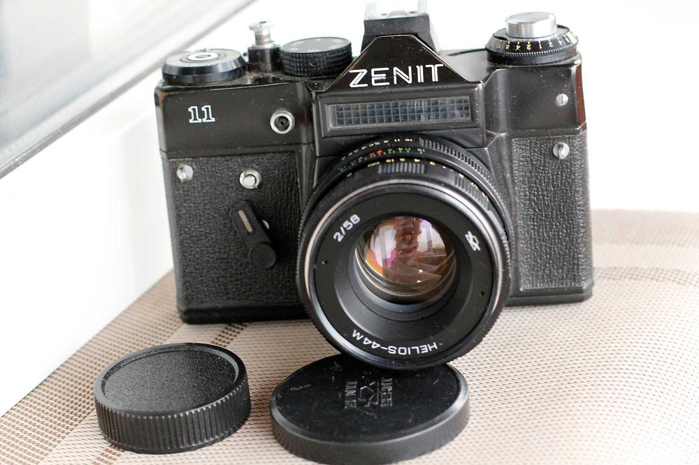 Фотоаппарат Зенит 11 Helios 44M (КМЗ)