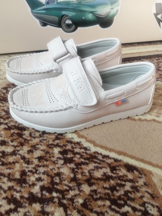 Туфлі мокасіни туфли