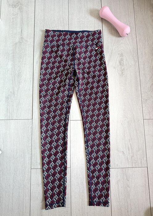 Tommy Hilfiger długie legginsy monogram xs/ s
