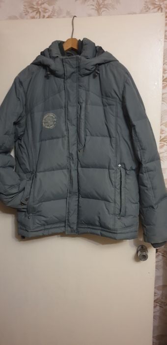 Курточка чоловіча пуховик