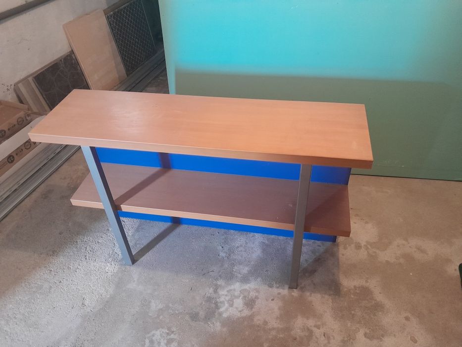 Prateleira de Secretária