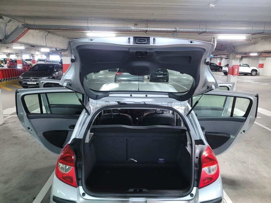 Carro Clio Renault