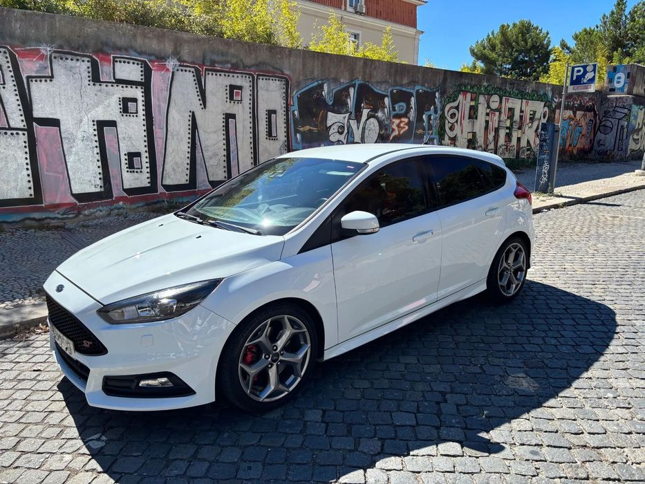 Ford Focus 2.0 EcoBoost ST