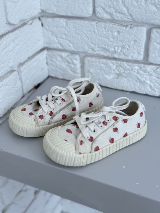 Кеди Zara для дівчинки 24 розмір